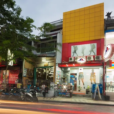 Cx Hostel Ground Zero