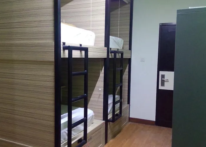 Hostel Cx Ground Zero Kuta Lombok