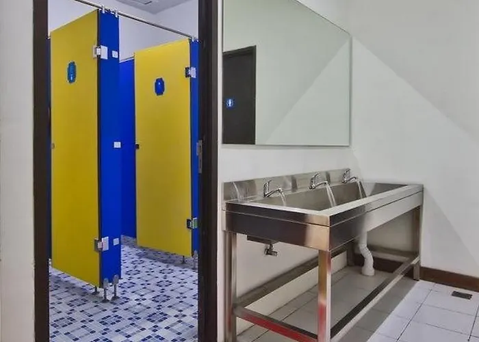 Cx Ground Zero Hostel